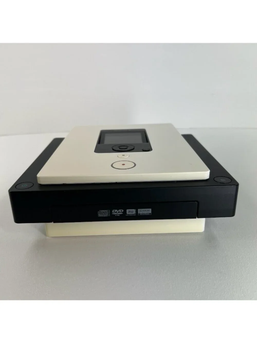 Sony DVDirect VRD-MC3 Multi-Function DVD Recorder VHS Camcorder Digitizer Screen